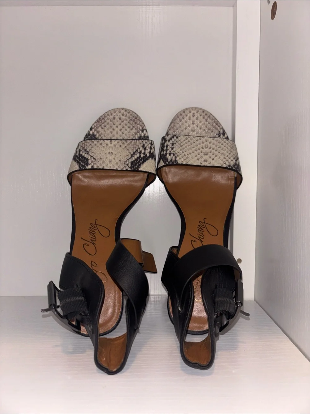 Arturo Chiang Black Leather Slingback with Snake-Print Toe